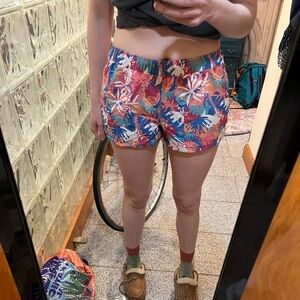 Patagonia Women's Multicolor Tropical Baggies Shorts